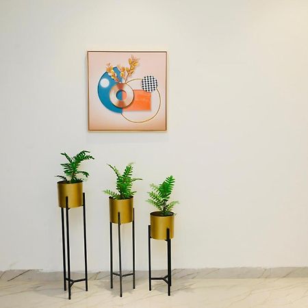 Trisaa Resort & Banquets Jhusi Zewnętrze zdjęcie